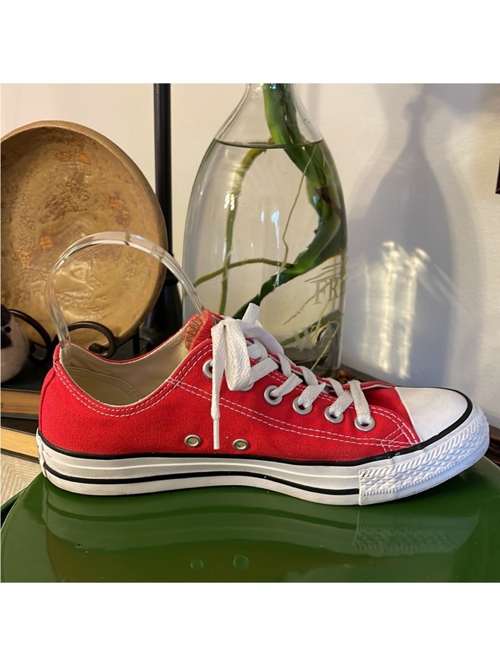 Excellent Condition Red Converse - Picture 5 of 8
